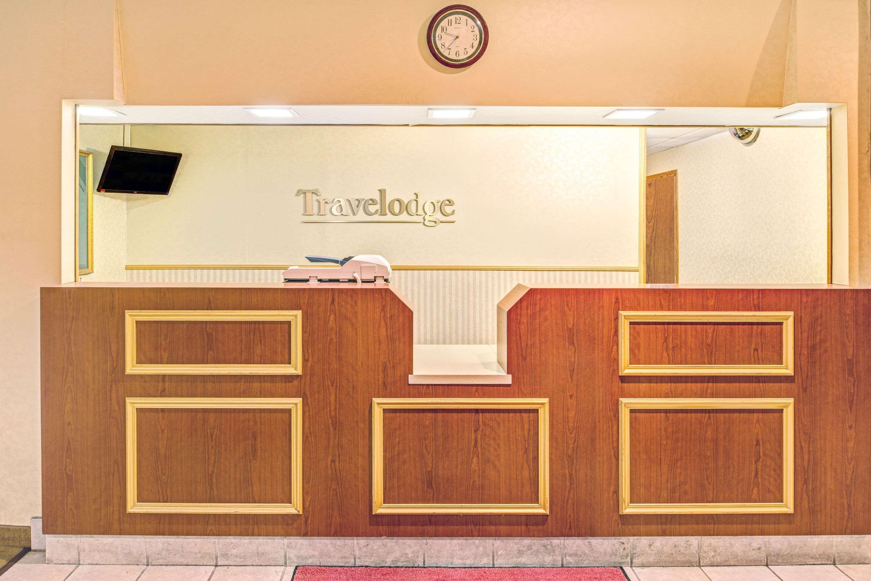 Travelodge By Wyndham Lincoln Airport I-80 Exterior photo